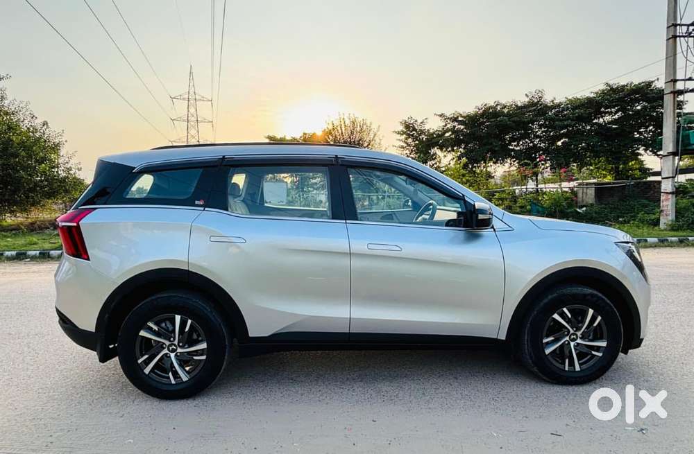Mahindra Xuv700 2.2 Ax 5 Diesel At Str, 2022, Diesel