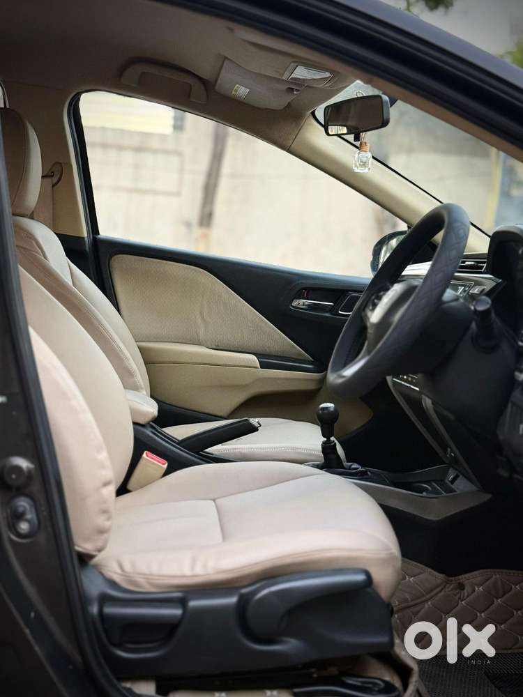 Honda City I-vtec V, 2017, Petrol