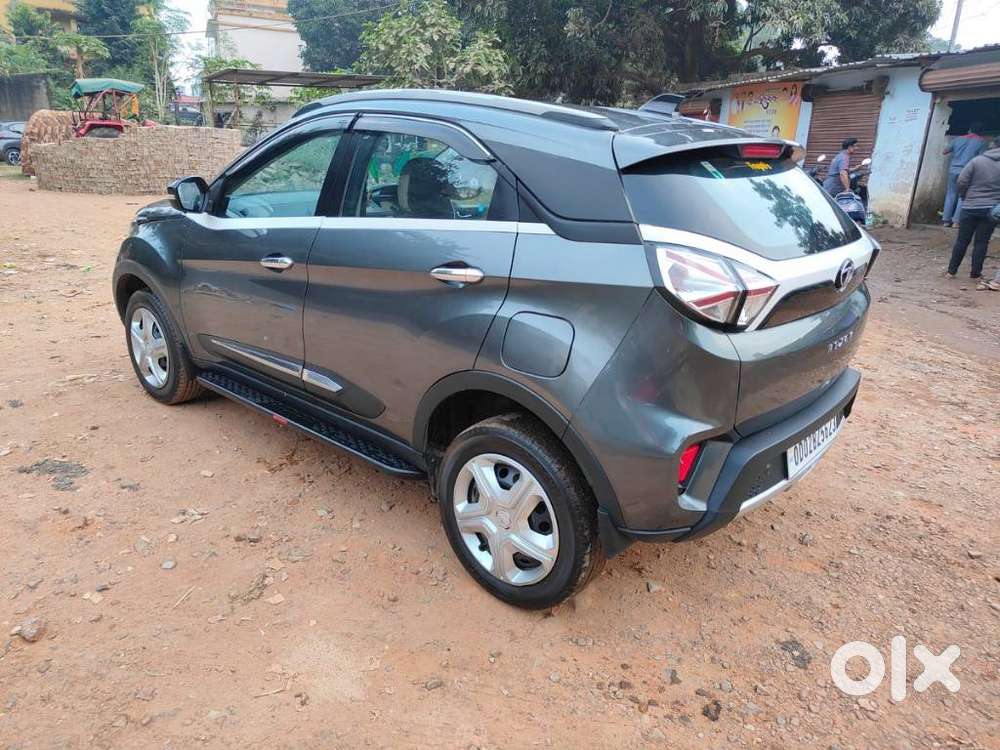 Tata Nexon 1.2 Revotron Xz Plus, 2022, Petrol