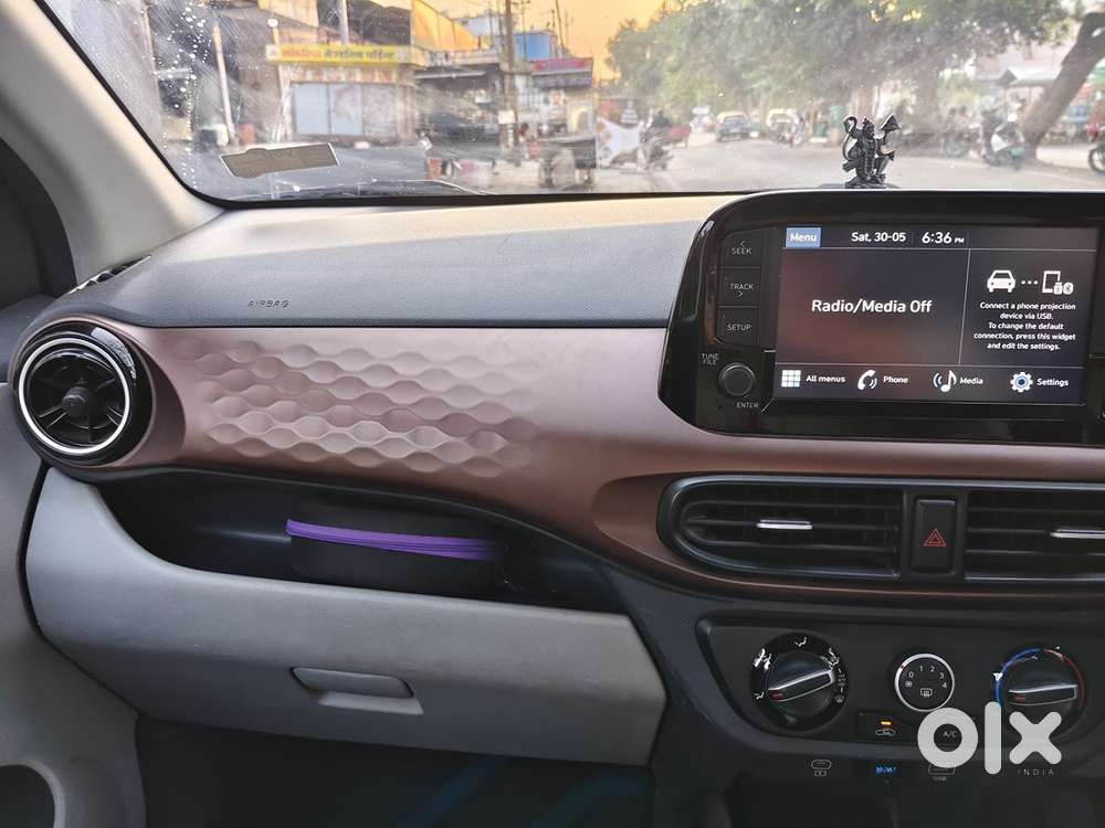 Hyundai Aura 2024 Cng & Petrol Well Maintained