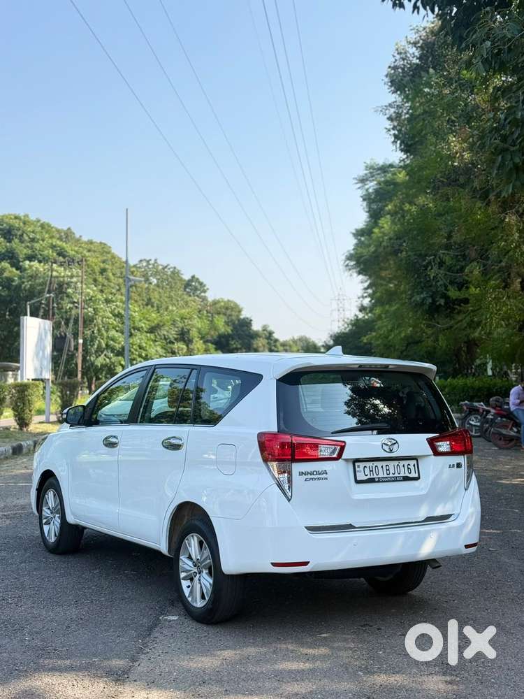 Toyota Innova Crysta 2.8 Zx At, 2016, Diesel