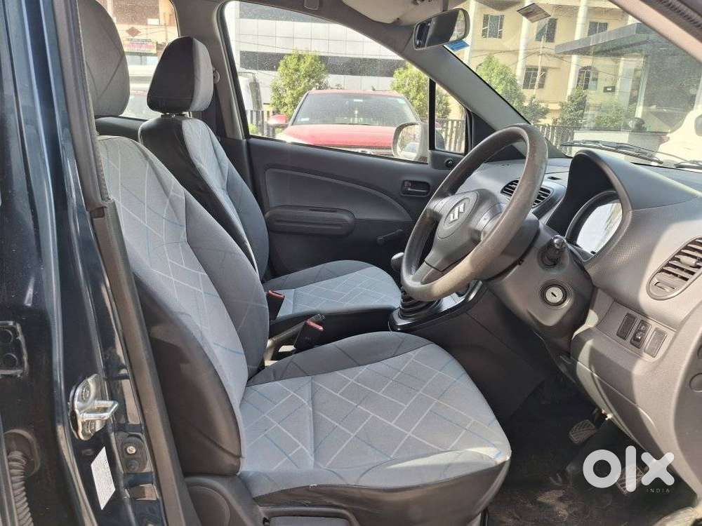 Maruti Suzuki Ritz Lxi, 2012, Petrol