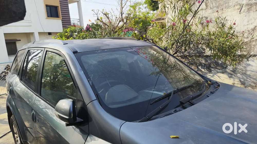 Mahindra Xuv500 2015 Diesel 500000 Km Driven