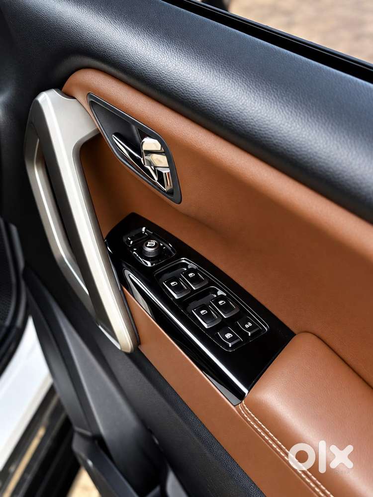 Mahindra Scorpio N Z8 Select Diesel At 2wd 7-seater, 2025, Diesel