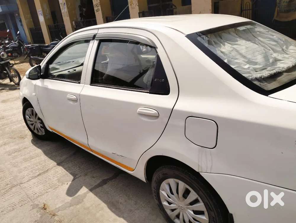 Toyota Etios 2015 Diesel 300000 Km Driven
