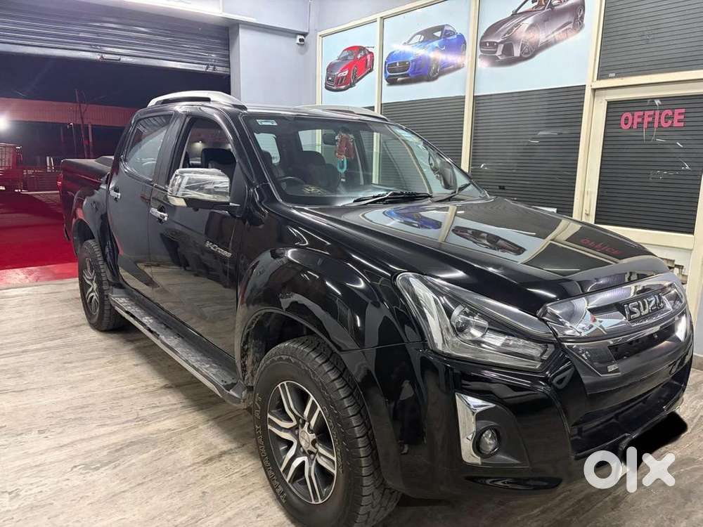 Isuzu V-cross 2021 Diesel Well Maintained
