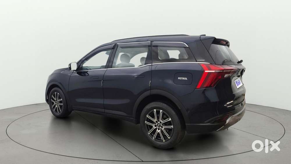Mahindra Xuv700 2.0 Ax 7 Petrol At Str, 2022, Petrol