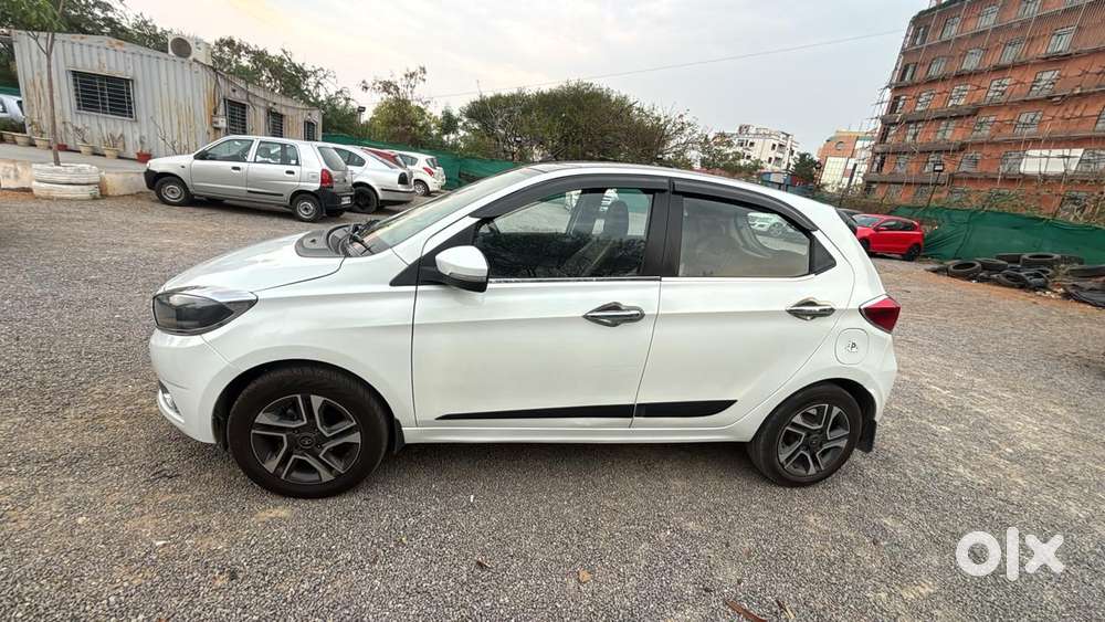 Tata Tiago 1.05 Revotorq Xz Plus, 2019, Petrol