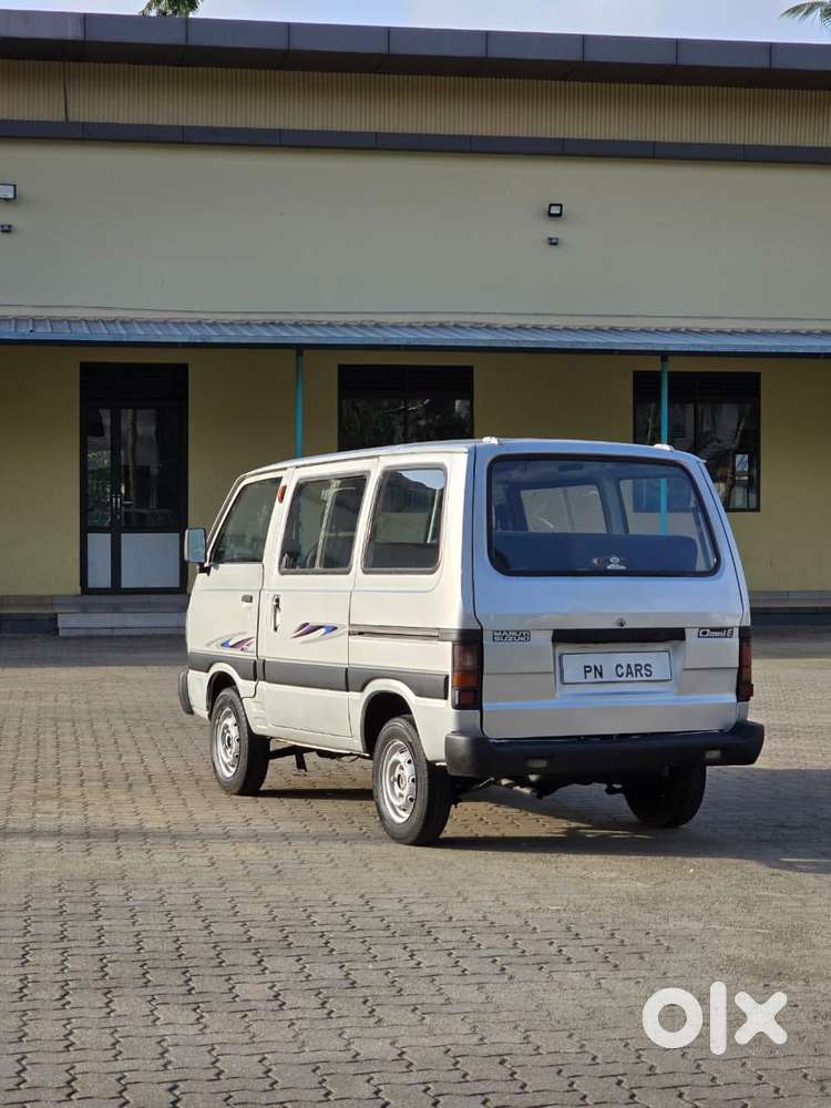 Maruti Suzuki Omni 8 Seater, 2012, Petrol