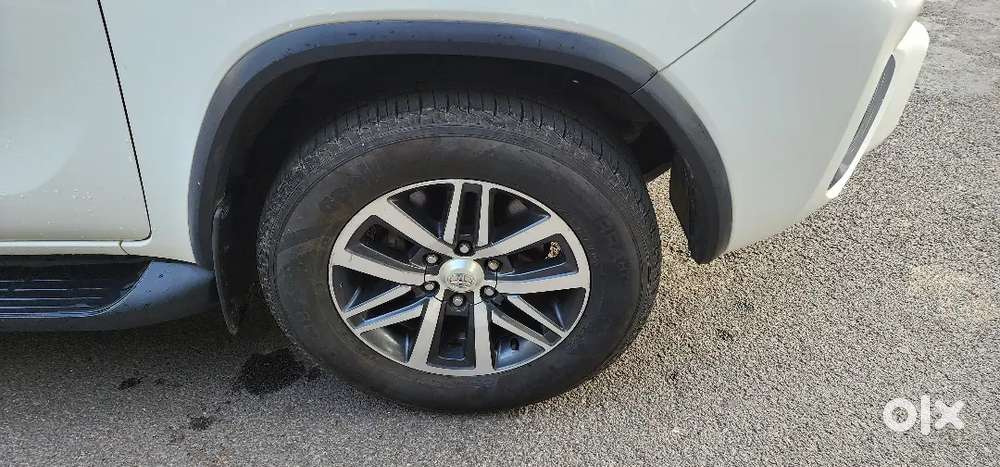 Toyota Fortuner 4x4 Automatic 2017 Diesel Excellent Condition