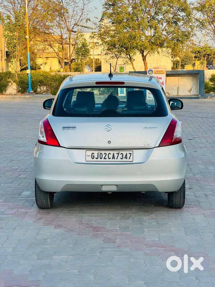 Maruti Suzuki Swift 1.2 Lxi (o), 2016, Cng & Hybrids