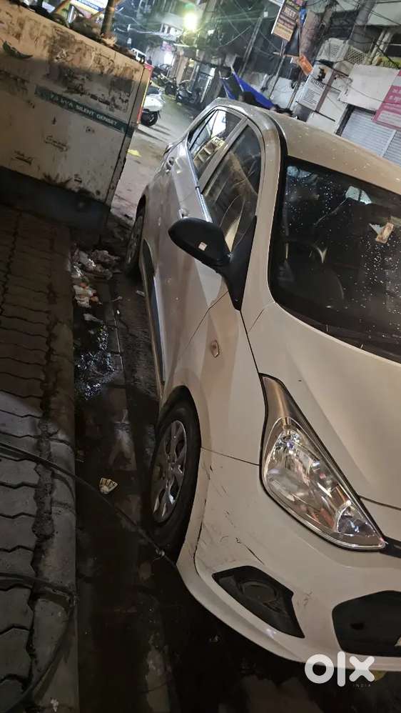 Hyundai Grand I10 2015 Car Cng Fitted With Paper