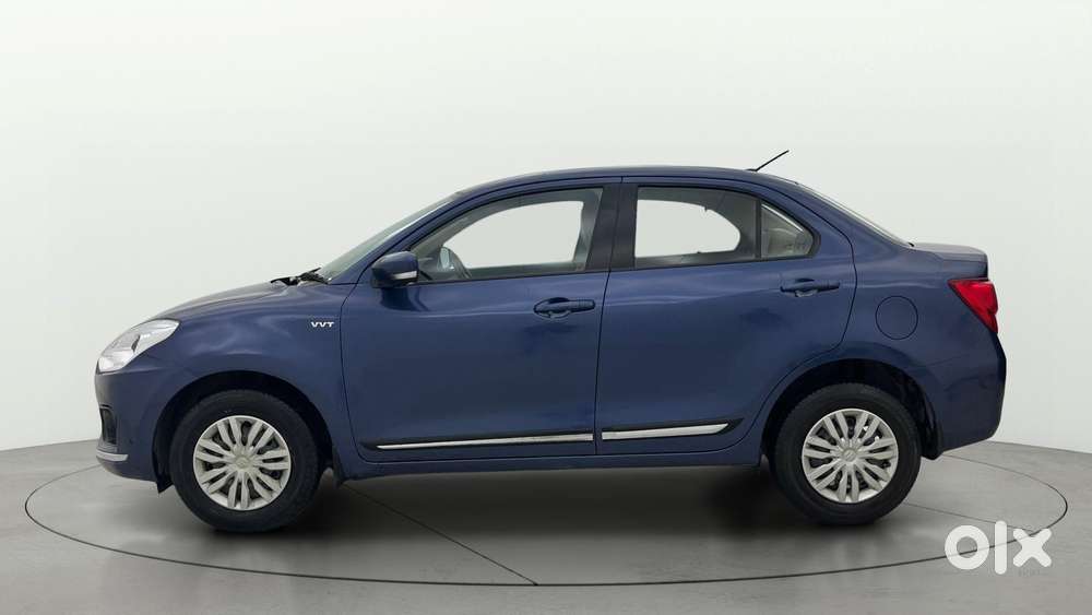 Maruti Suzuki Swift Dzire Amt Vxi, 2017, Petrol