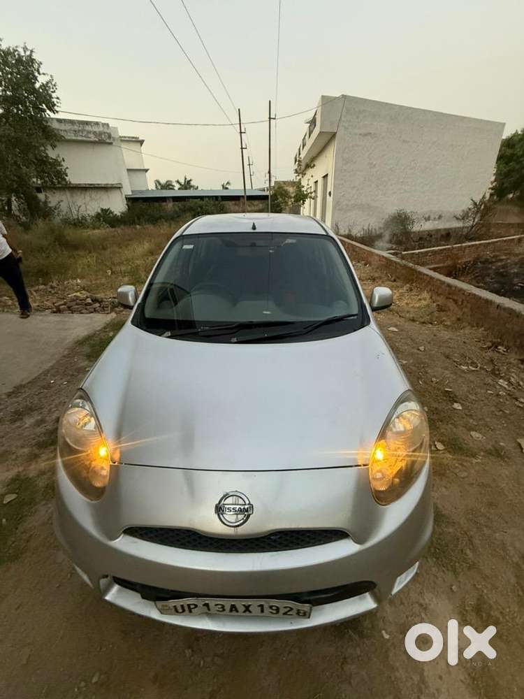 Nissan Petrol Car 2017