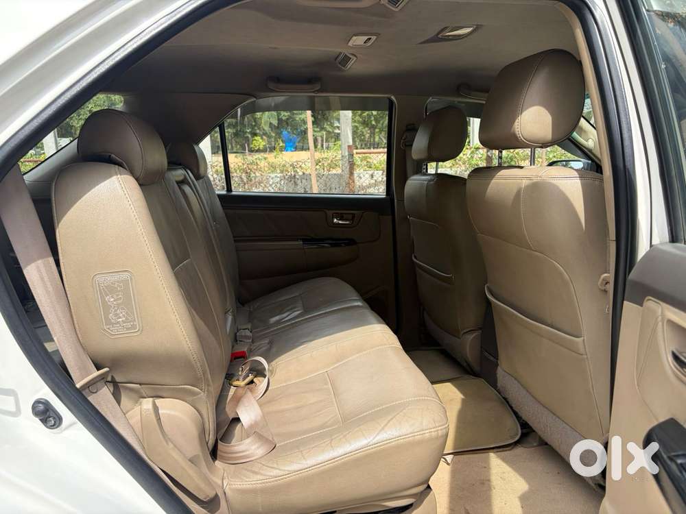Toyota Fortuner 4x2 At, 2012, Diesel