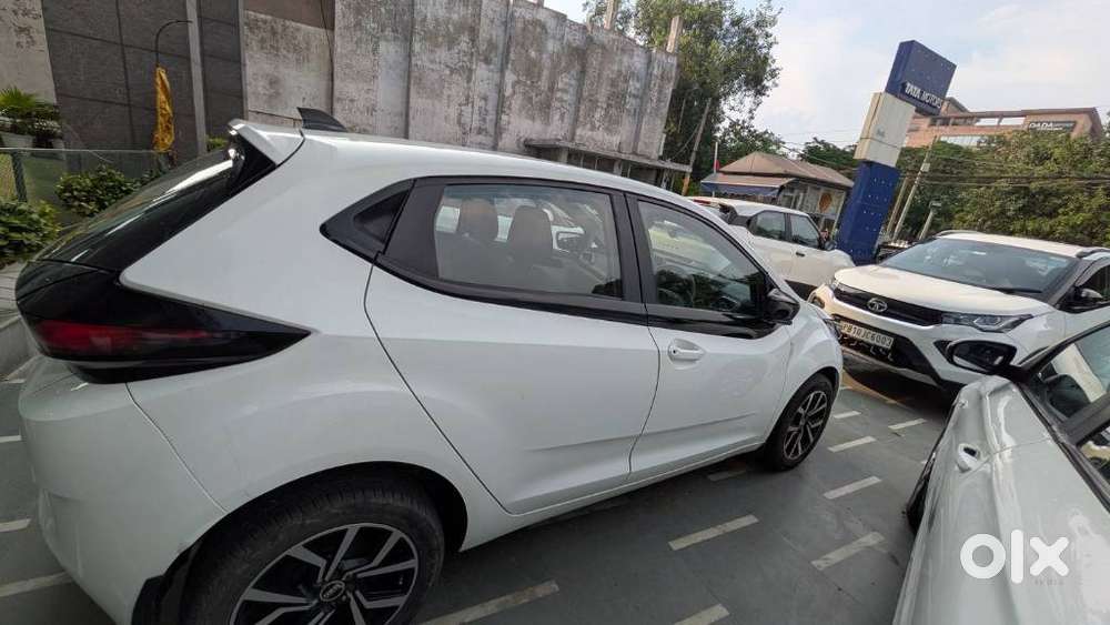 Tata Altroz 1.2 Xm, 2024, Petrol