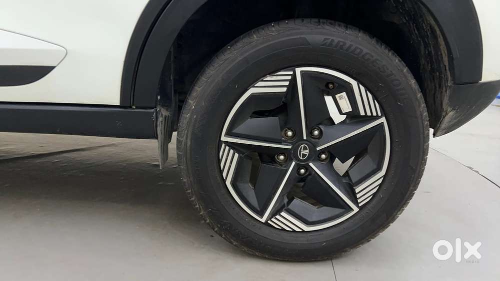 Tata Nexon Fearless 1.2 Revotron Petrol 6 Mt Dt, 2023, Petrol