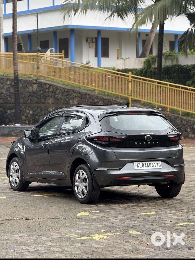 Tata Altroz Xm (s) Petrol, 2024, Petrol