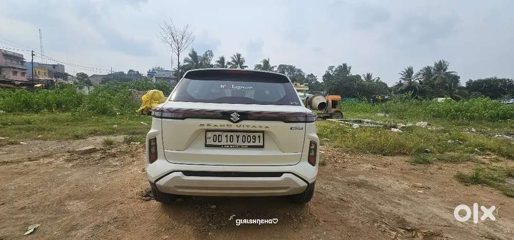Maruti Suzuki Grand Vitara 2023 Petrol Well Maintained