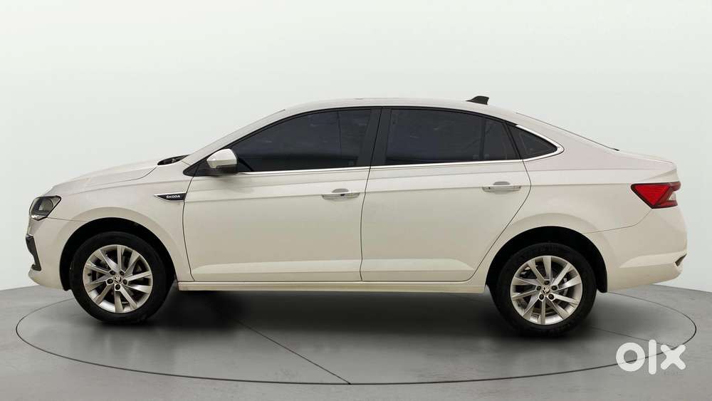 Skoda Slavia 1.0 Ambition Tsi At, 2023, Petrol