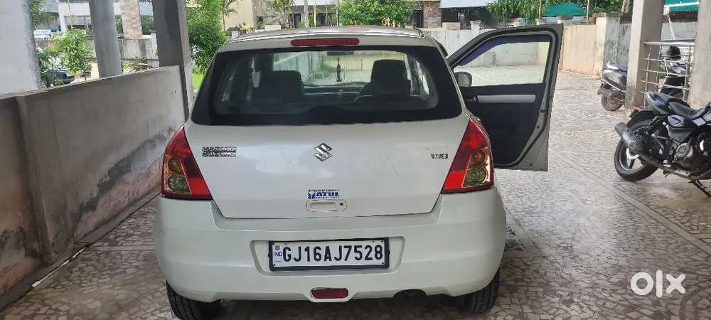 Maruti Suzuki Swift 2010