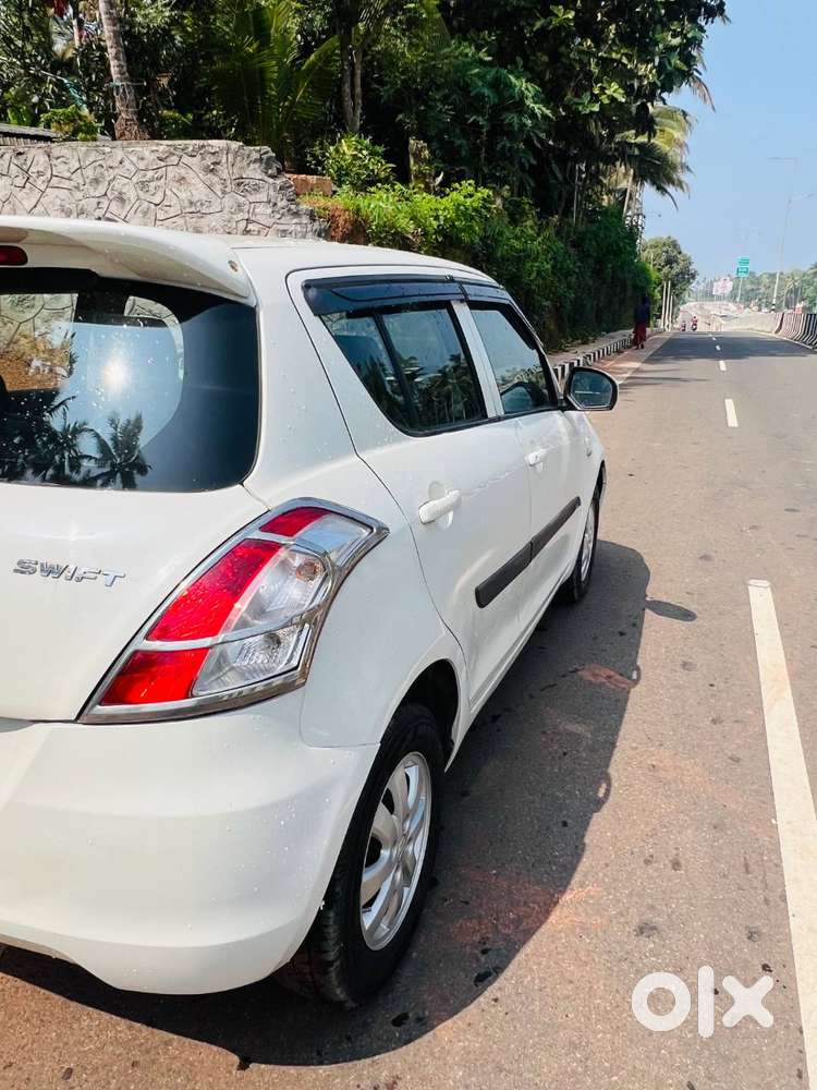 Maruti Suzuki Swift 2016 Lxi