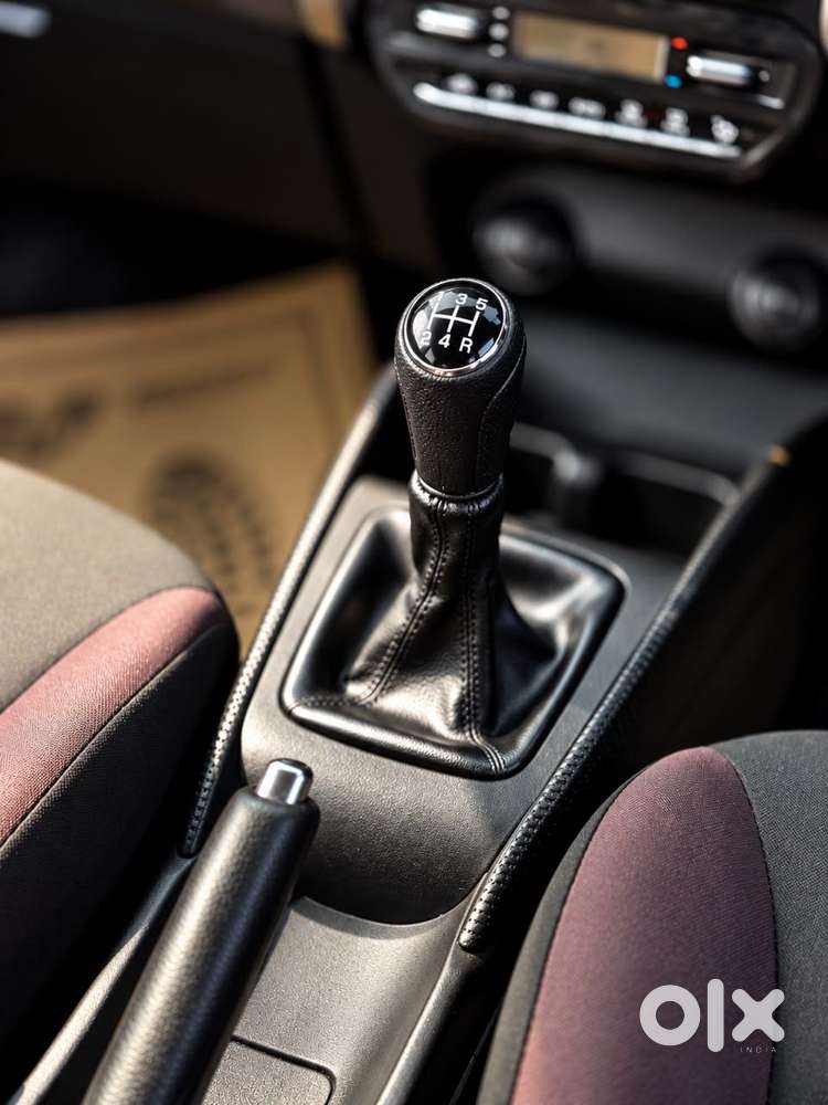 Maruti Suzuki Fronx Delta Plus 1.2l Mt, 2024, Petrol