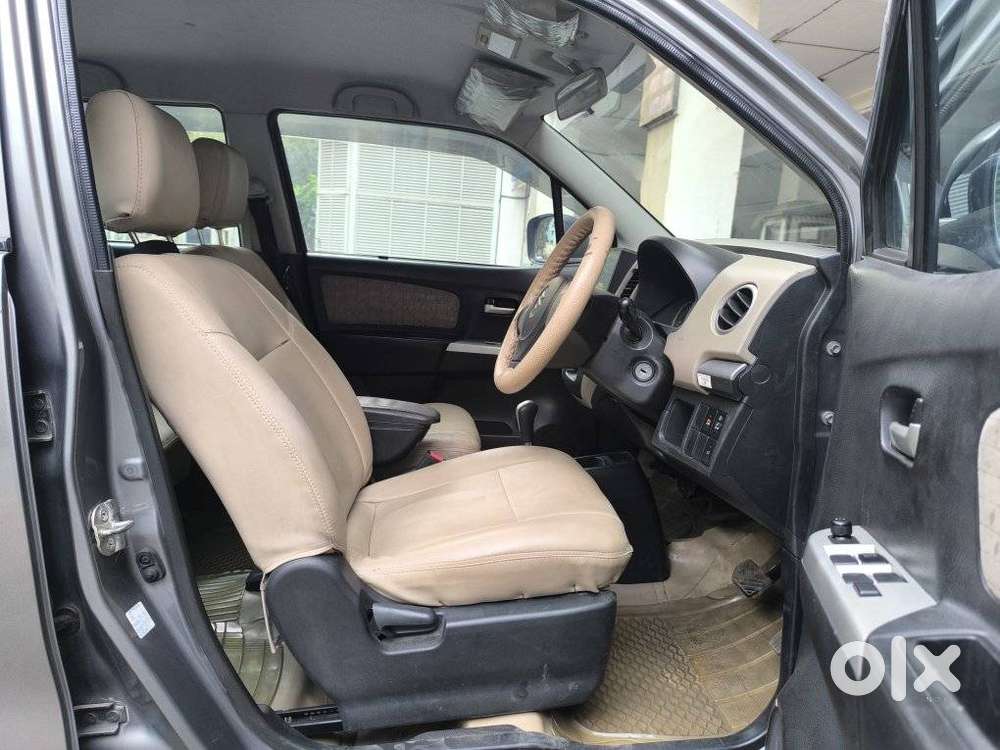 Maruti Suzuki Wagon R 1.0 Vxi Amt, 2016, Petrol