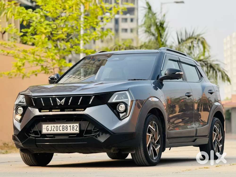 Mahindra Xuv 3xo Ax7 Diesel Mt, 2024, Diesel