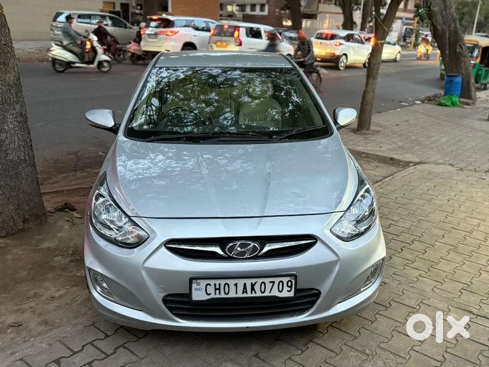 Hyundai Verna 2011