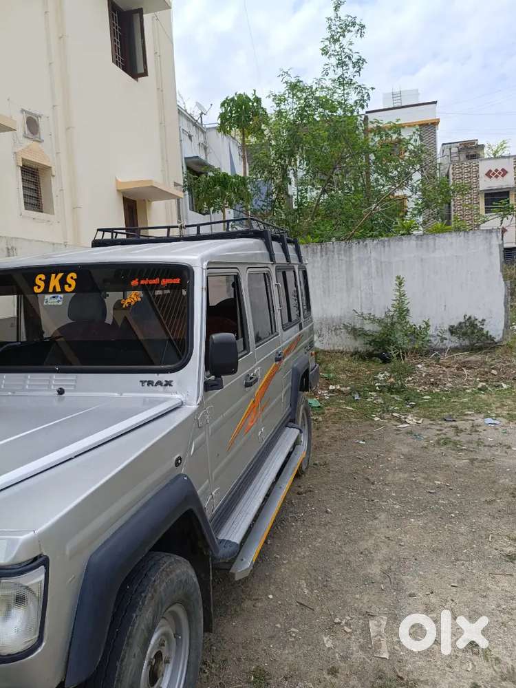 Force Motors Trax 2013