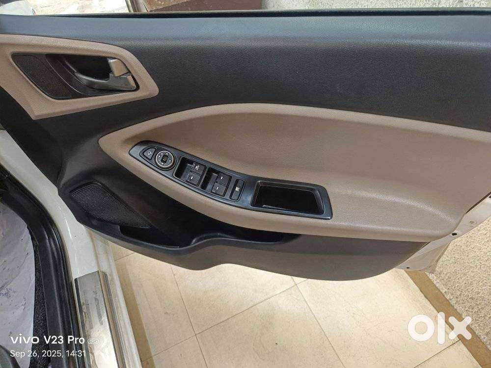 Hyundai I20 Sportz 1.2 Bs-iv, 2014, Petrol