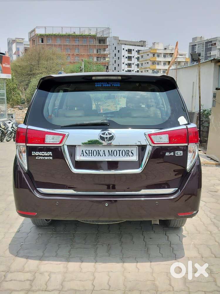 Toyota Innova Crysta 2.4 G Mt, 2017, Diesel