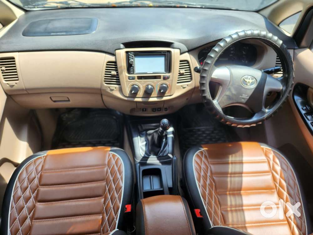 Toyota Innova 2.5 G (diesel) 8 Seater, 2016, Diesel