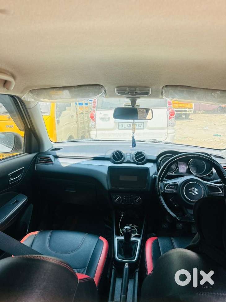 Maruti Suzuki Swift Vxi + Manual, 2023, Petrol