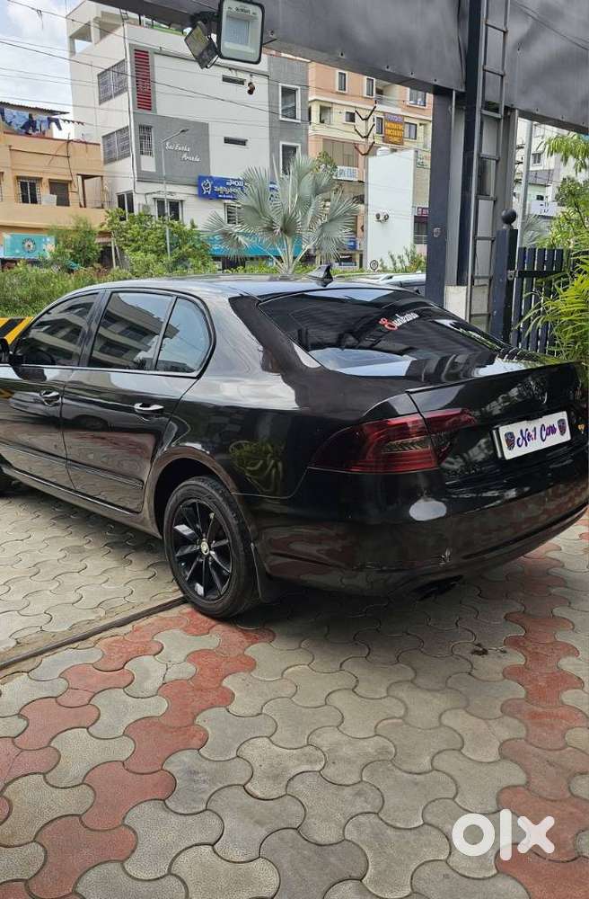 Skoda Superb Elegance 1.8 Tsi At, 2014, Petrol