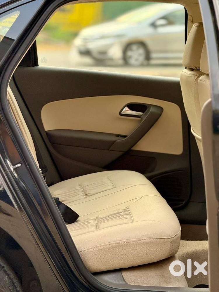 Volkswagen Vento 2010-2013 Petrol Highline, 2012, Petrol