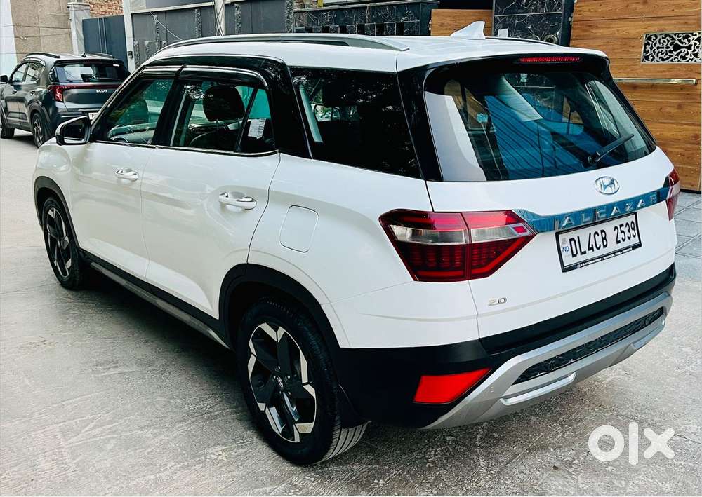 Hyundai Alcazar Platinum, 2022, Petrol