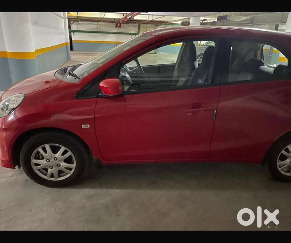 Honda Brio V Petrol 2012