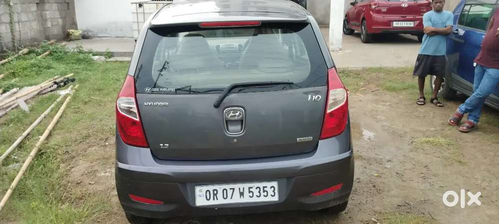 Hyundai Grand I10 Petrol At 2011