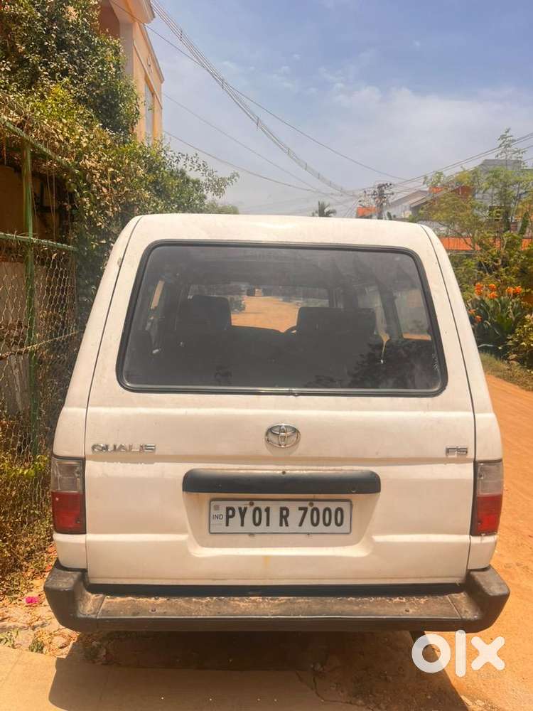 Toyota Qualis 2001 Diesel Well Maintained