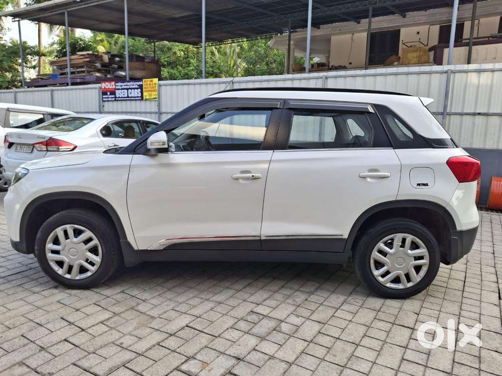 Maruti Suzuki Brezza 1.5 Vxi Smart Hybrid, 2021, Petrol