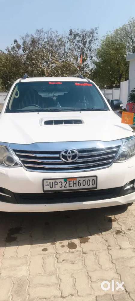 Toyota Fortuner 2012