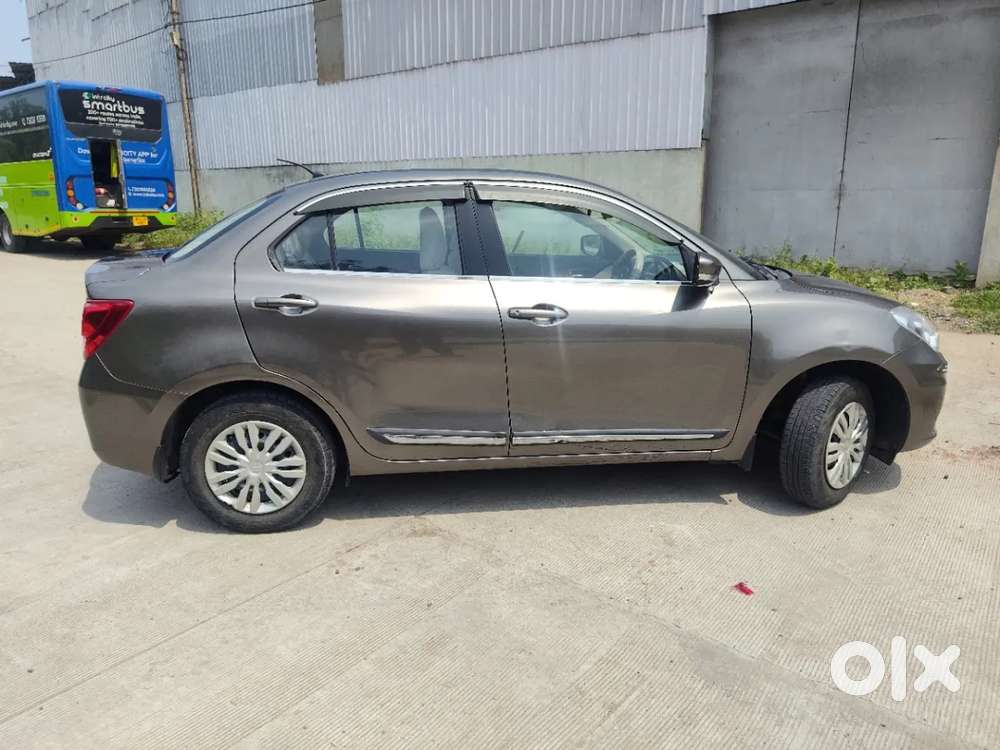 Maruti Suzuki Dzire 1.2 Vxi, 2023, Petrol