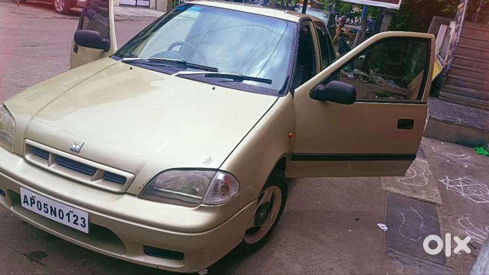 Maruti Esteem 1999