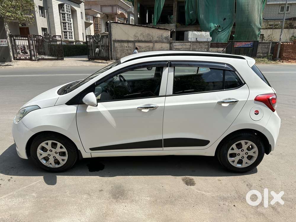 Hyundai Grand I10 1.2 Crdi Sportz Option, 2015, Diesel