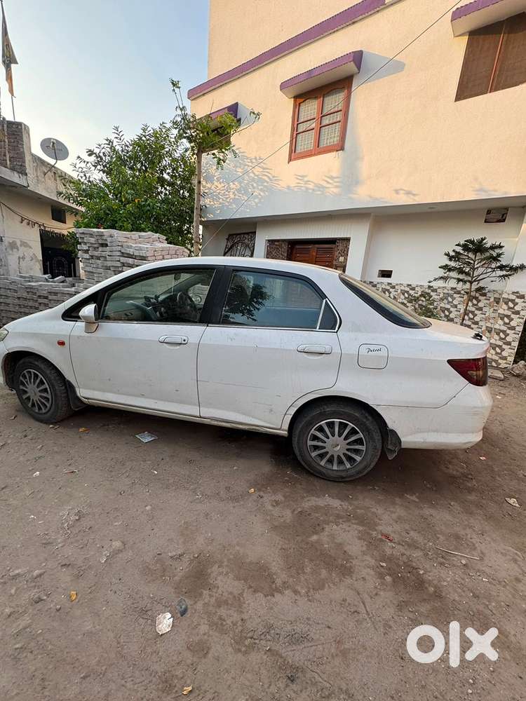 Honda City Zx Petrol Manual 2005 / With Android Player +woofer+amplifr