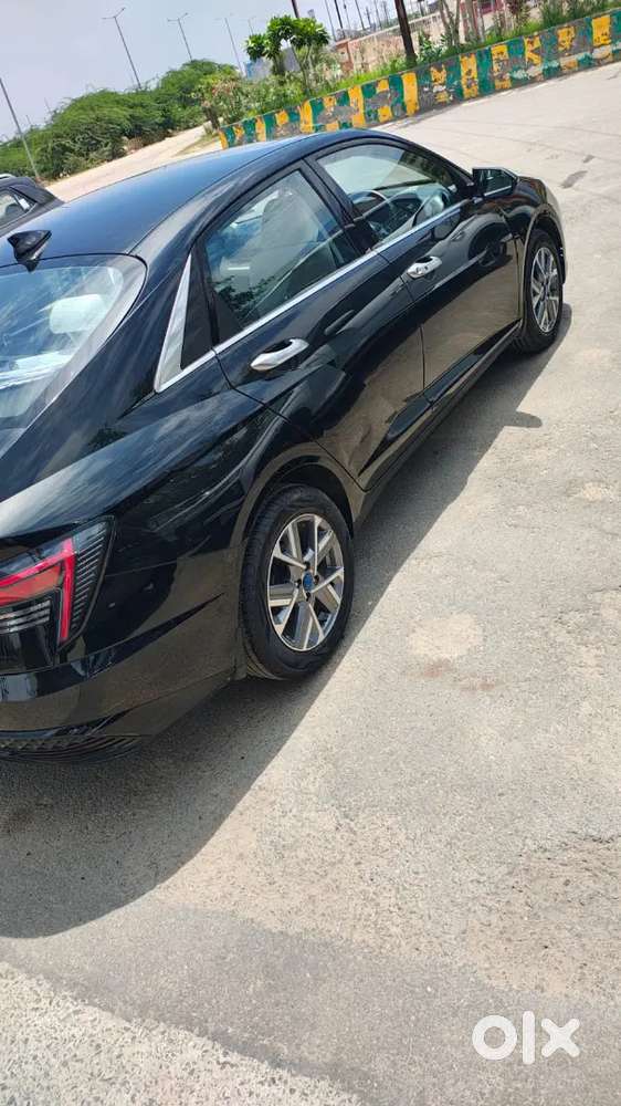 2023 Hyundai Verna Sx  Petrol