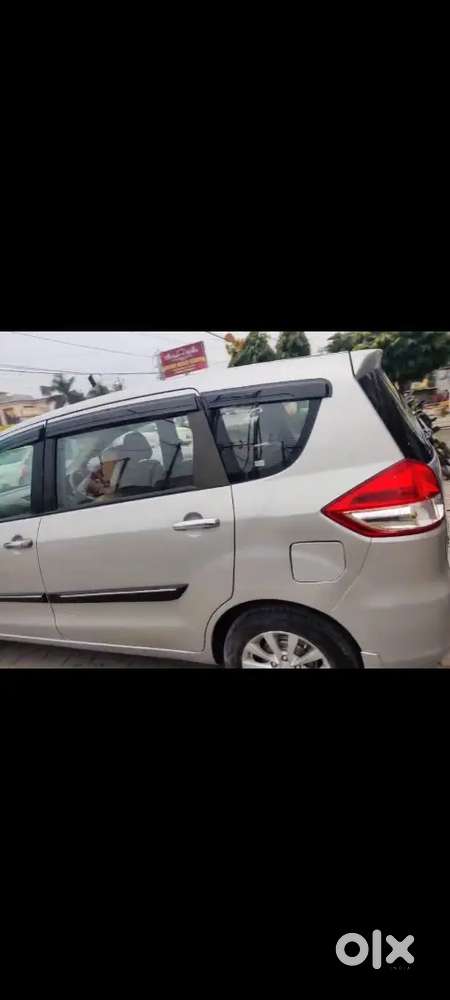 Maruti Suzuki Ertiga 2015 Diesel 75000 Km Driven