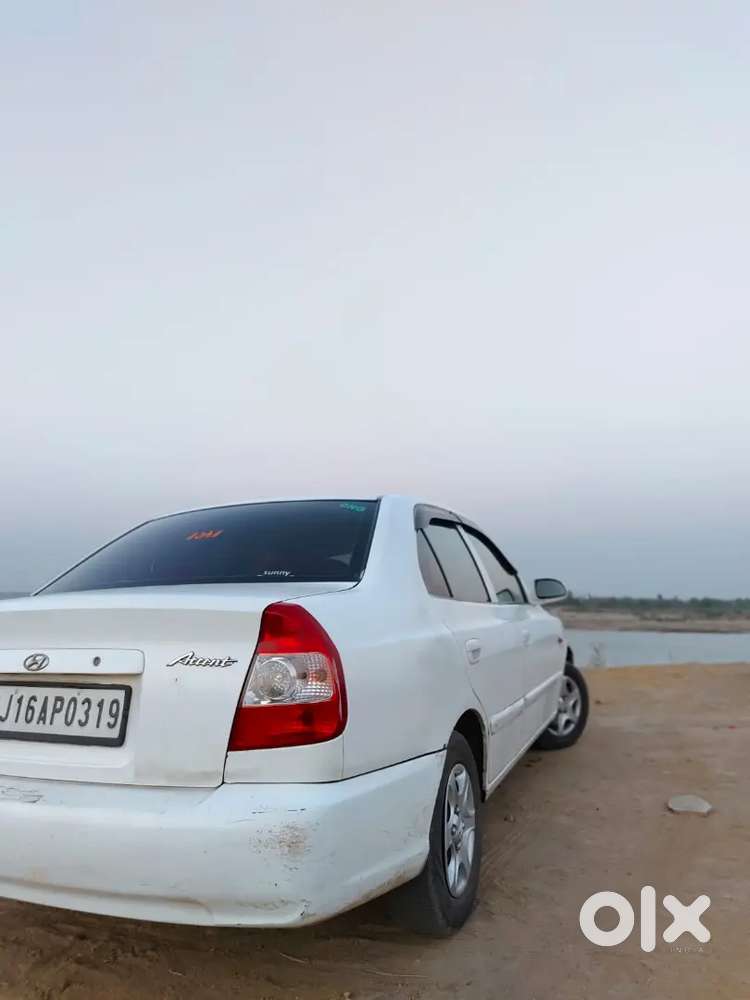 Hyundai Accent Hatchback 2010 Cng & Hybrids 100000 Km Driven